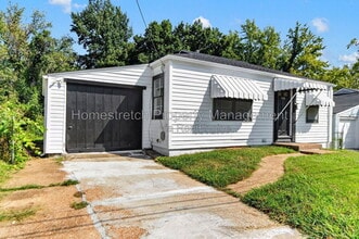 Building Photo - 426 Plaza Ave