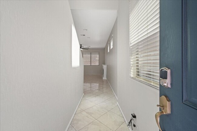Foto del edificio - Gorgeous 3 Bed 2.5 Bath Home with Modern Feel