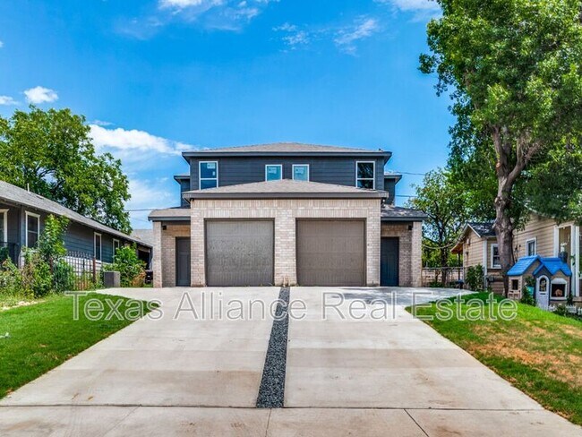 Foto del edificio - 3628 Frazier Ct