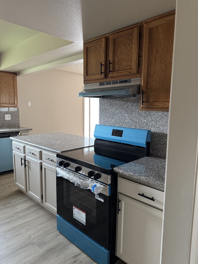 Foto del edificio - 15797 Fawn Ln
