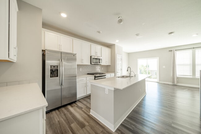 Building Photo - 3539 Brampton Ln