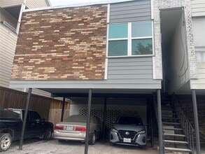Building Photo - 4626 Bell St