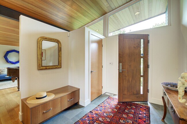 Foto del edificio - 4Bd/2.5Ba Seattle Home