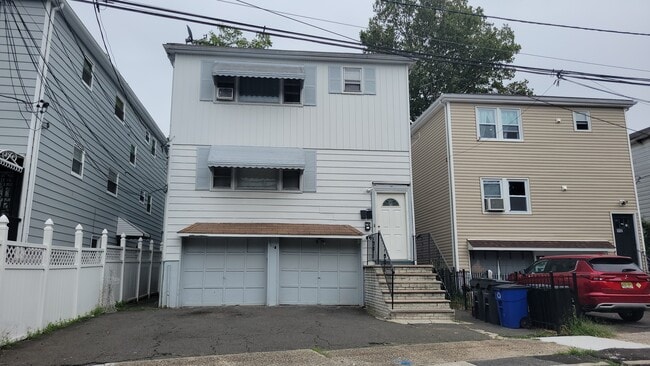 Front - 110 Boylan St