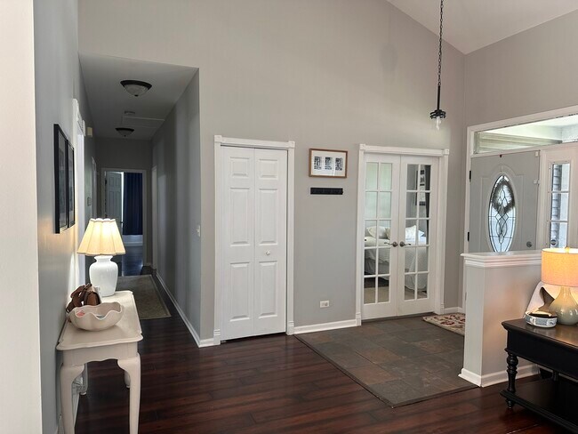 Foto del edificio - 2904 Arbor Ln