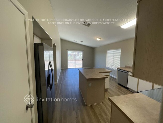 Building Photo - 146 N 223rd Ave