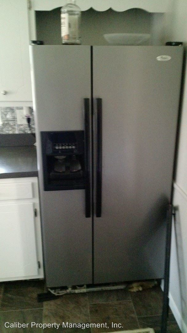 Foto del edificio - 109 E North St