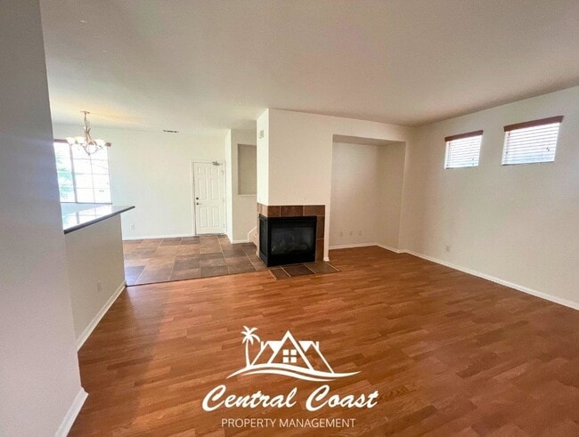 Building Photo - 2219 Cordoban Ln