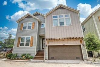 Building Photo - 3354 Pinemont Dr