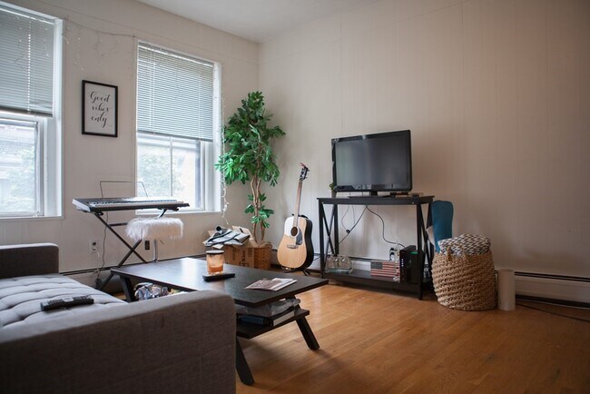 Foto del edificio - 17 Irving St