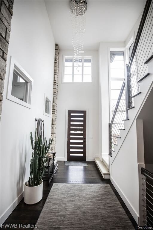 Foto del edificio - 217 W 2nd St