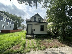 Building Photo - 2636 14th Ave S
