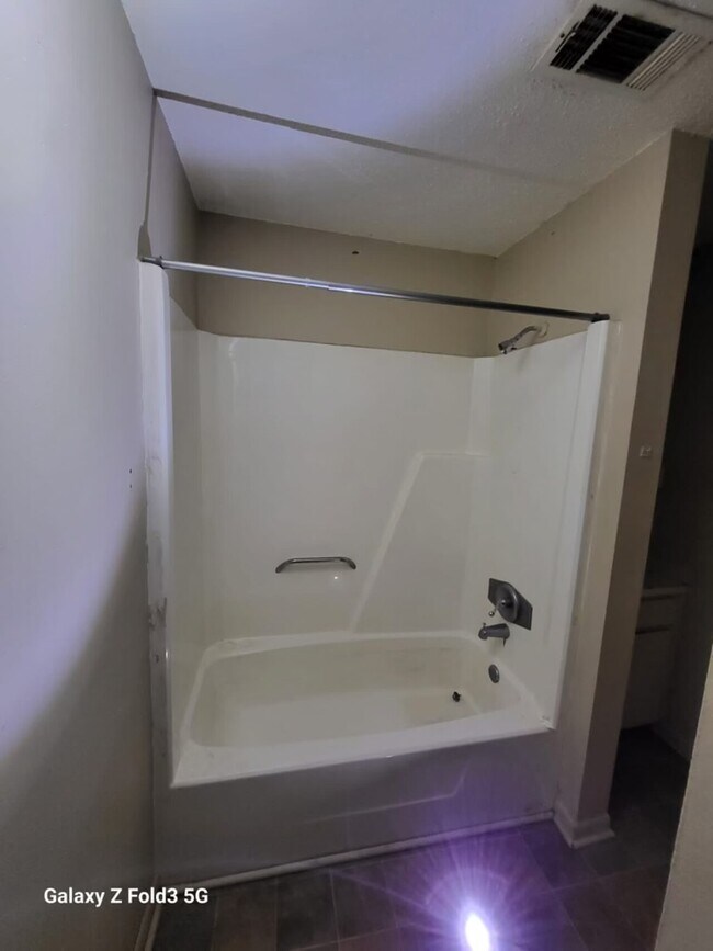 803 N Clay St Unit 6, Magnolia, AR 71753 Condo for Rent in Magnolia, AR