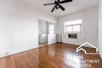 Building Photo - 3036 N Halsted St