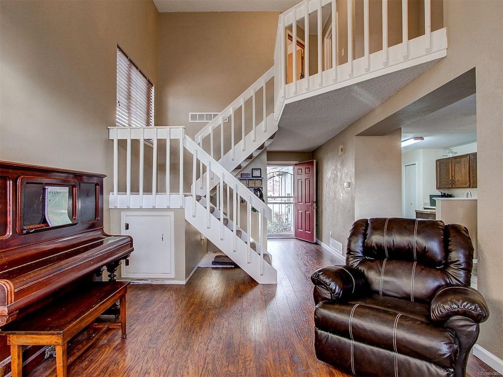 5063 S Elkhart Way, Aurora, CO 80015 Townhome Rentals in Aurora CO