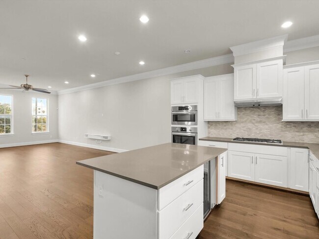 Foto del edificio - 7333 Valley View Ln