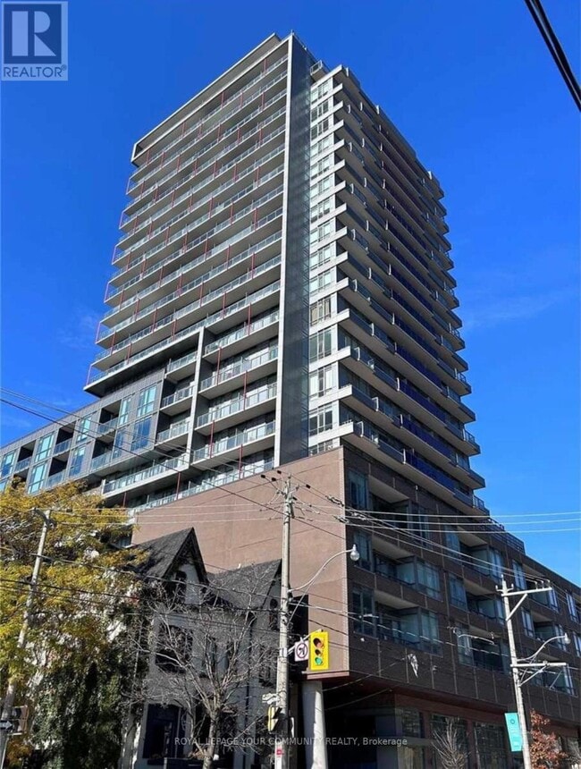 Building Photo - 120-1120 Parliament St