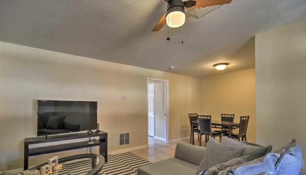 Foto principal - 2704 2nd Street