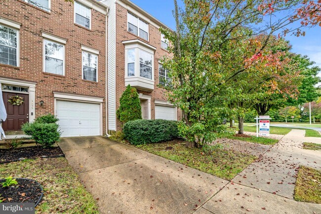 Building Photo - 3957 Brickert Pl