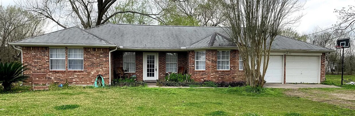 Foto principal - 6202 Avenue P