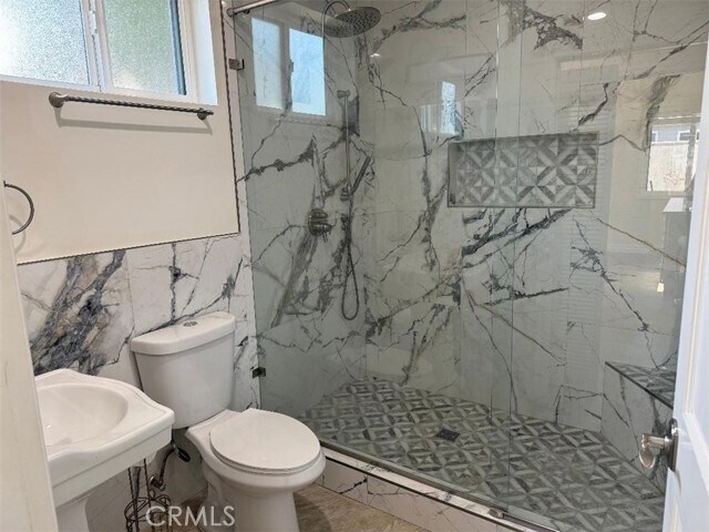 Foto del edificio - 3843 Weston Pl