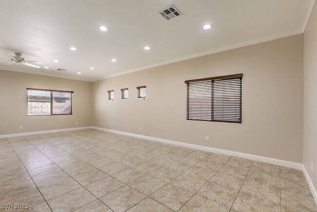 Foto del edificio - 9090 Irish Elk Ave