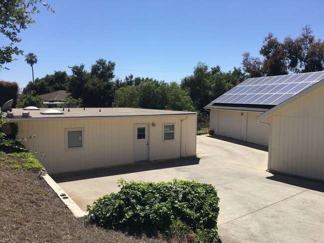 Building Photo - 4477 Meadowlark Ln