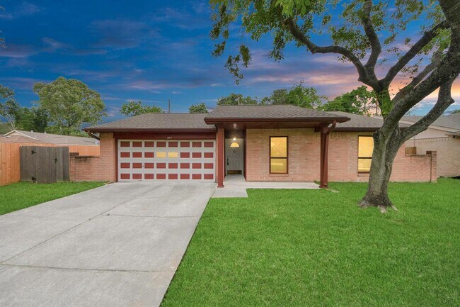 Building Photo - 2614 Cobble Ridge Dr