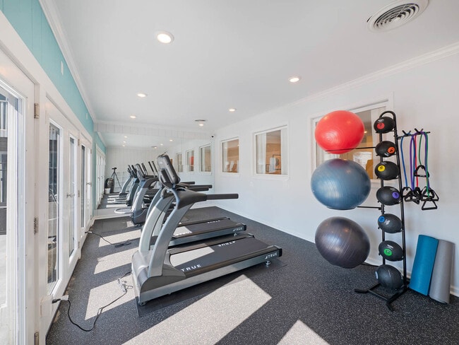 Building Photo - The Reserve at Red Bank Apartment Homes