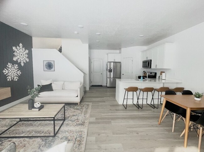 Foto del edificio - 183 E 550 N