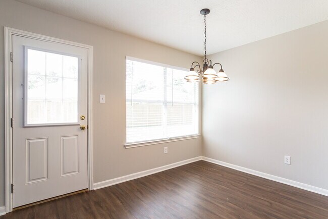 Foto del edificio - 32123 Decker Oaks Dr