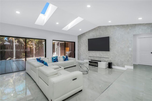 Foto del edificio - 4500 NW 113th Terrace