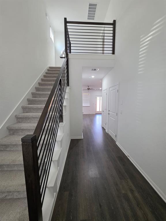 Building Photo - 2913 Tavern Dr