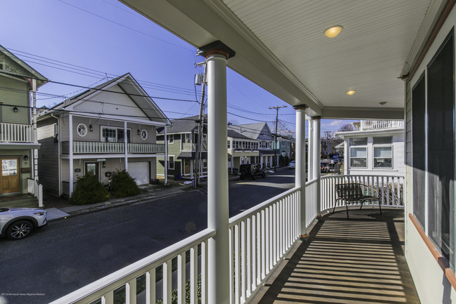 Building Photo - 30 Ocean Pathway