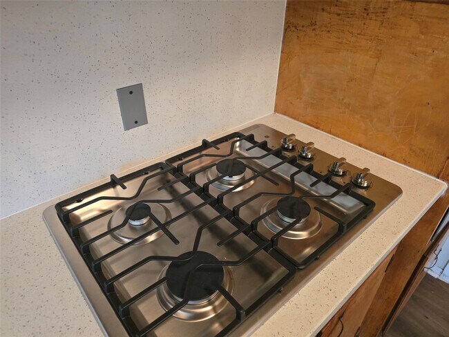 Foto del edificio - 6415 Heath St