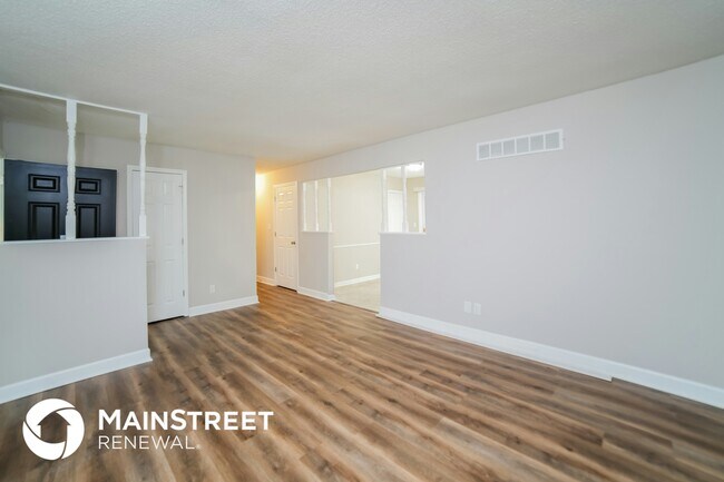 Foto del edificio - 409 N E Sharon St