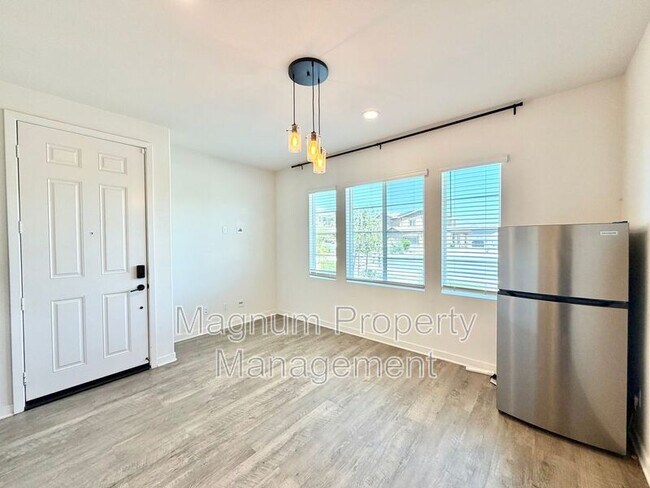 Foto del edificio - 30411 Ridgecrest Rd