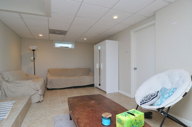 Foto del edificio - Charming 2-Bedroom Home in the Heart of Co...
