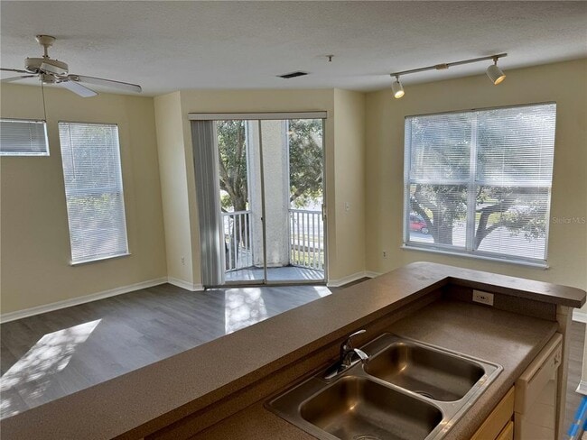 Building Photo - 2718 Maitland Crossing Way