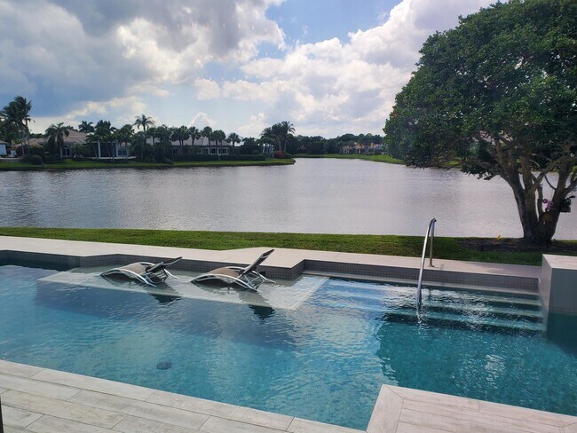 Building Photo - 106 Locha Dr