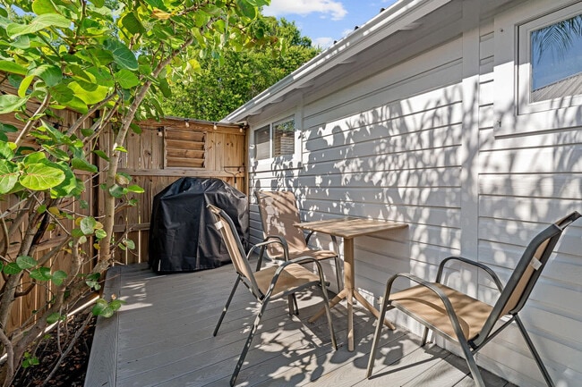 Building Photo - 23 Old Mission Ave