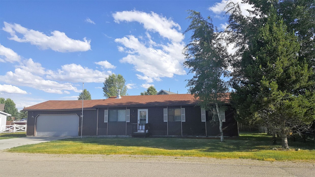 Foto principal - 438 Agate St