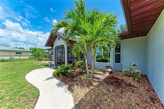 Building Photo - 3376 Peace River Dr