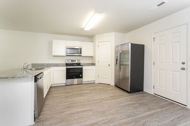 Foto del edificio - 4330 Shadi Green Ln