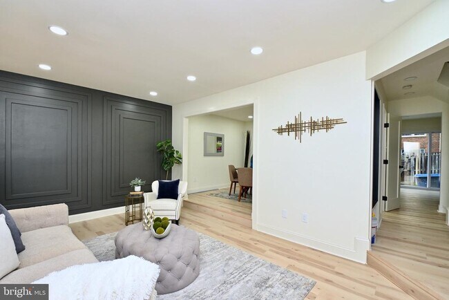 Foto del edificio - 4702 Forestdale Dr