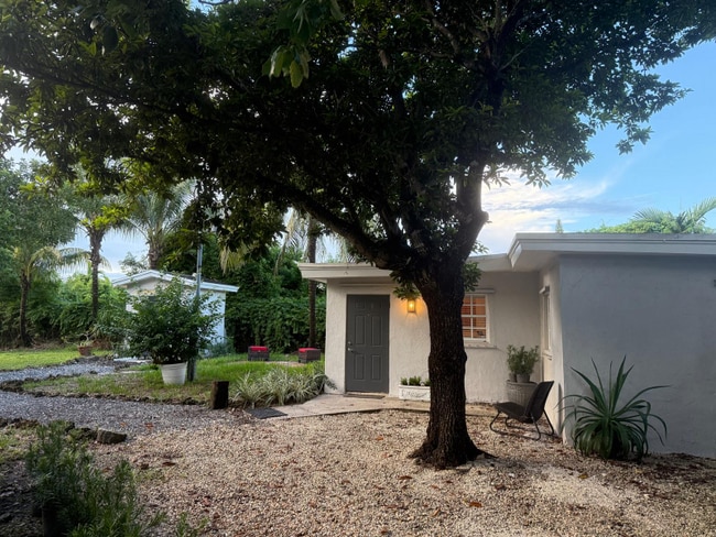 Photo - 9855 SW 62nd St House