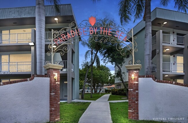 Building Photo - 270 Layne Blvd