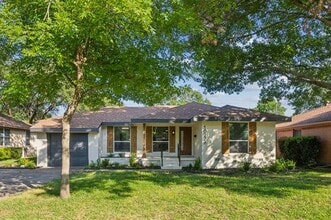 Building Photo - 10228 San Juan Ave