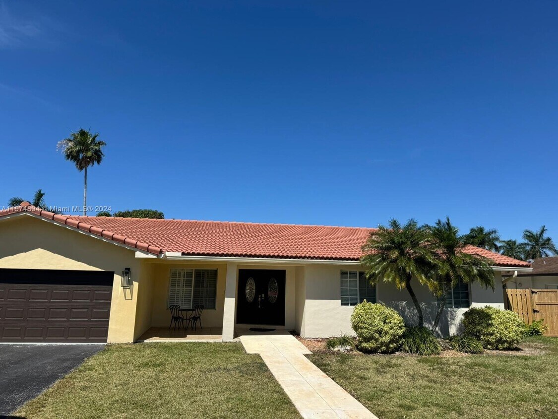 560 Westwood Ln, Weston, FL 33326 House Rental in Weston, FL