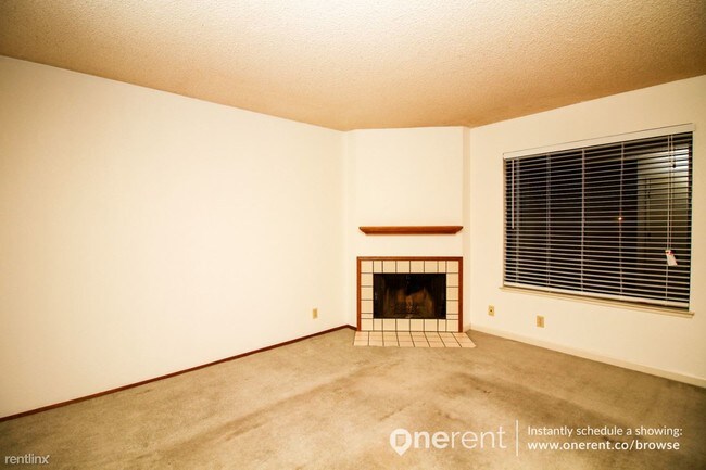 Building Photo - 380 Coyote Creek Cir